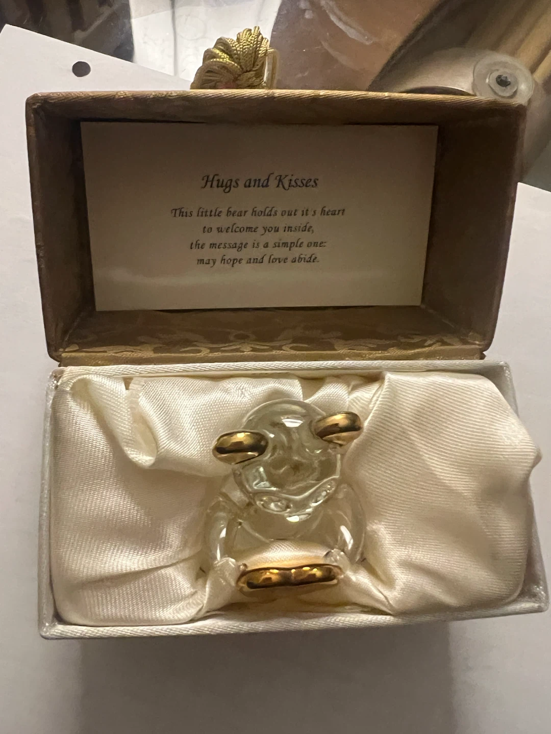 Glass Bear with Heart - Hugs and Kisses