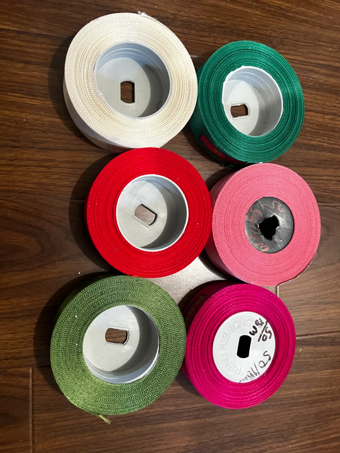 6 Ribbons - Various Colours - photo 2