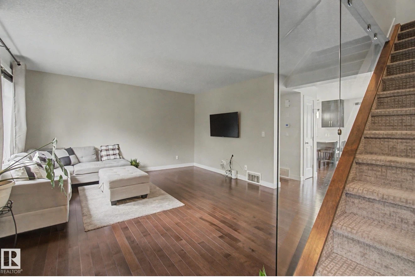 Townhouse for sale