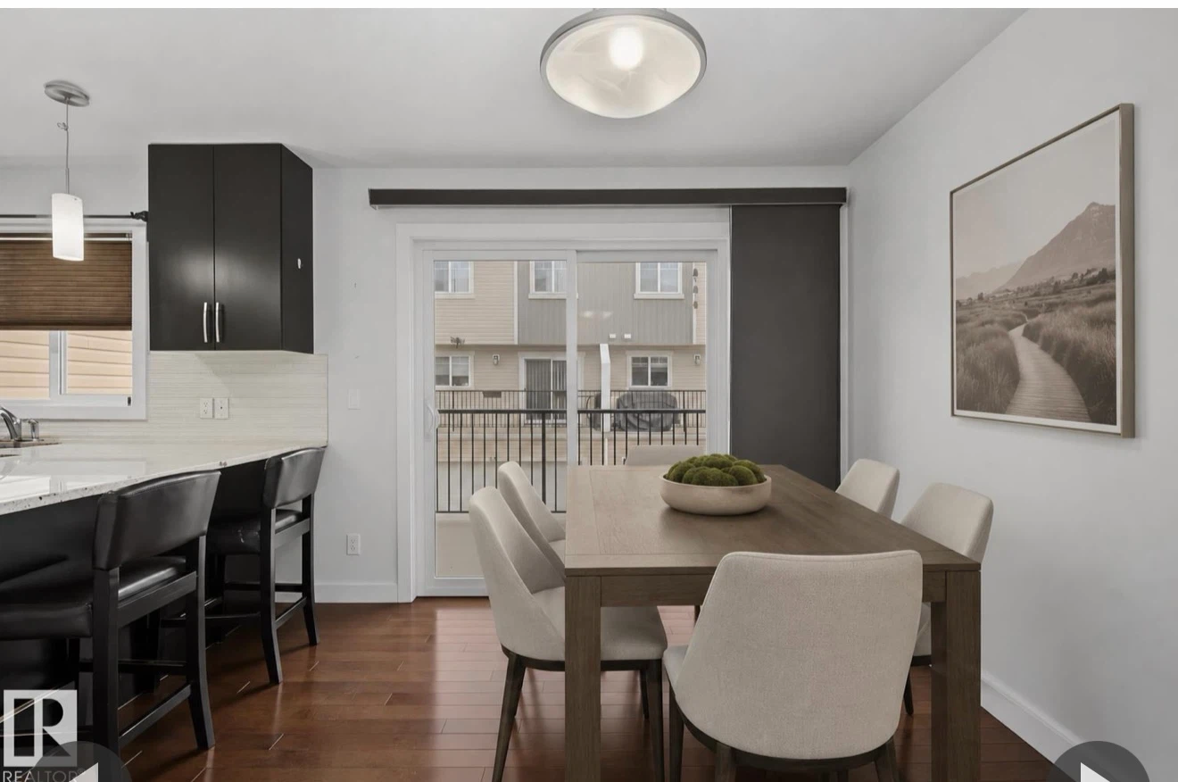 Townhouse for sale - photo 4