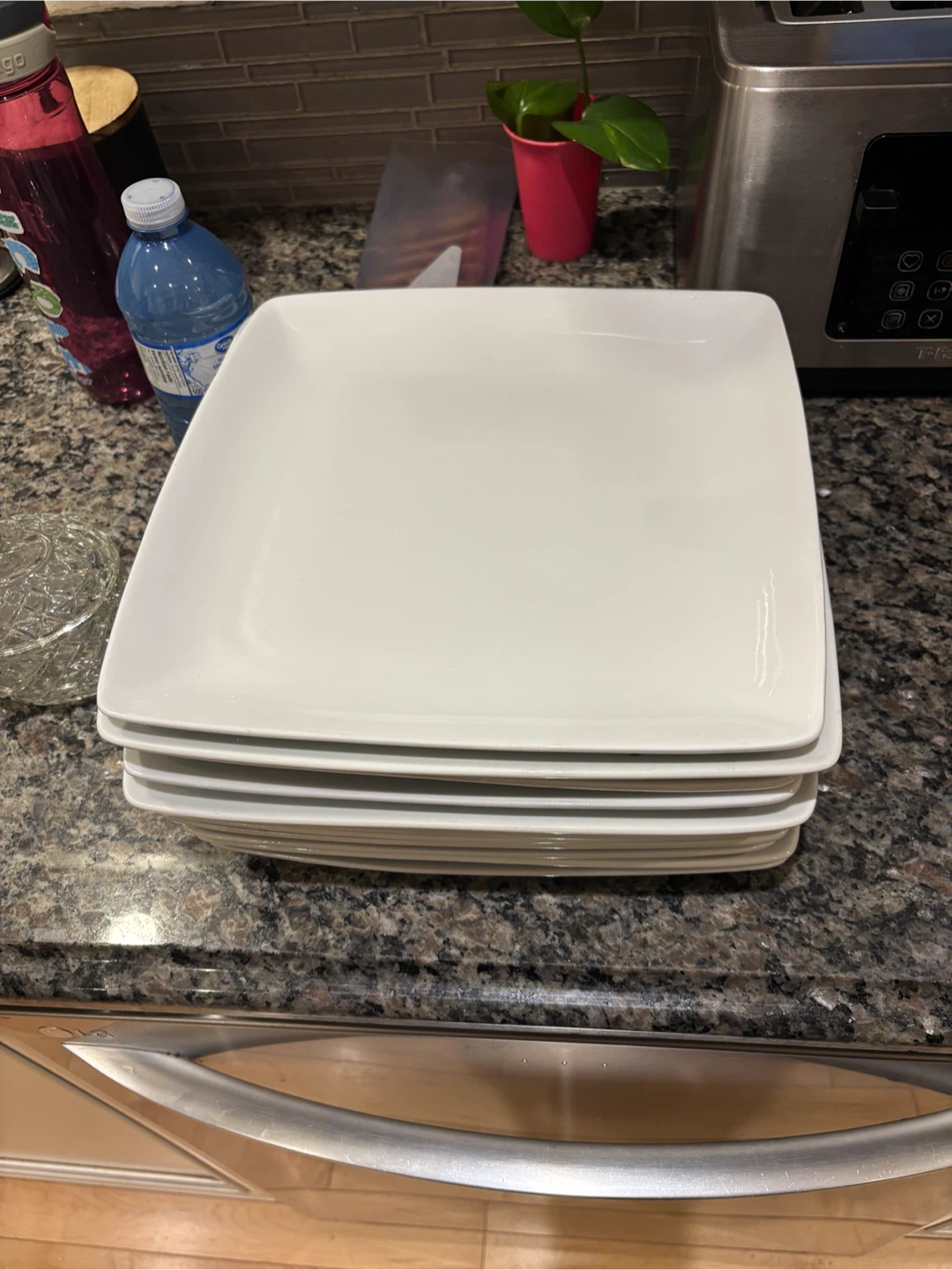 Bryant Park White Square Plates (Set of 4)