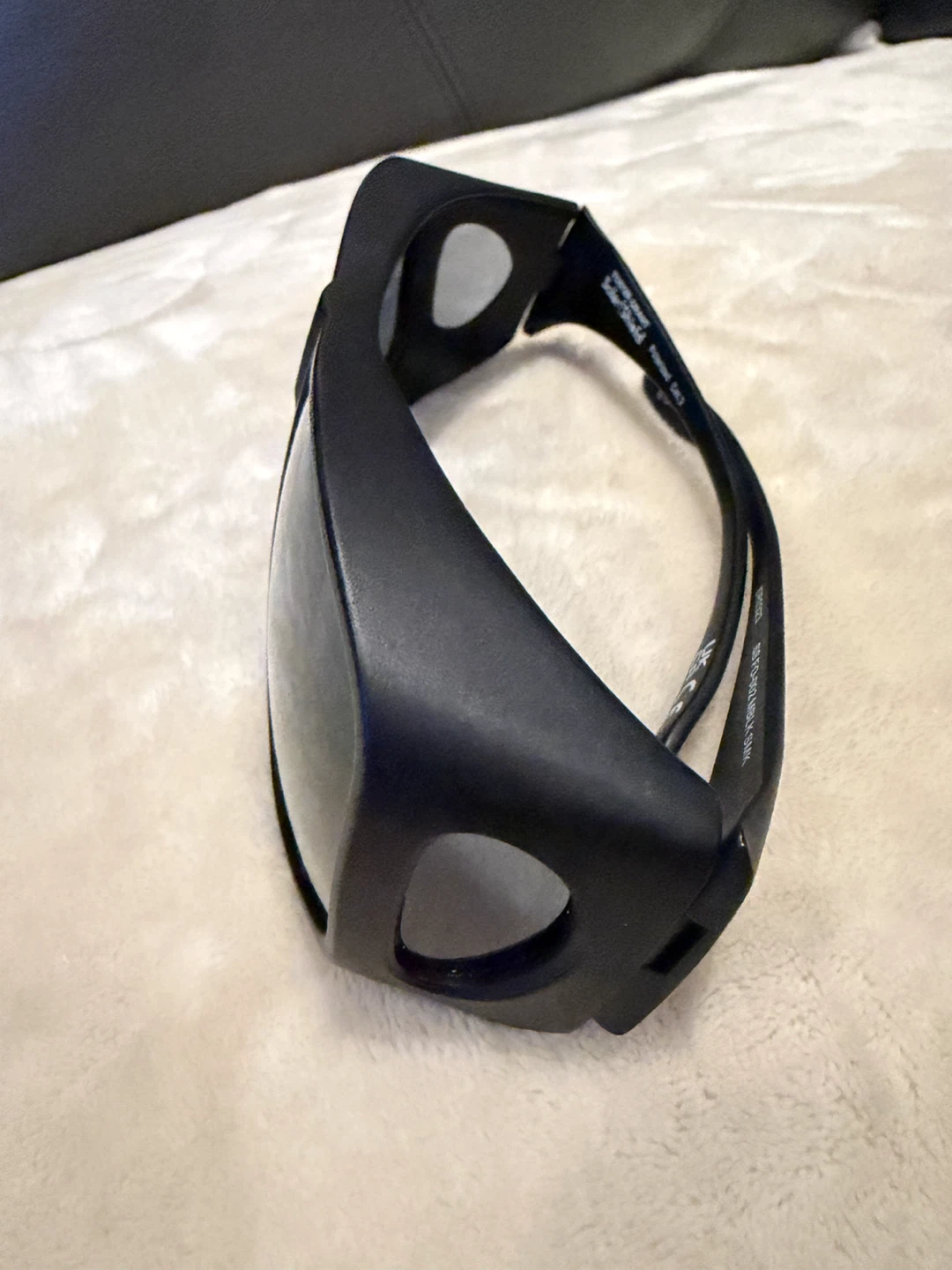 Foster Grant Solar Shield Sunglasses - Black - Like New