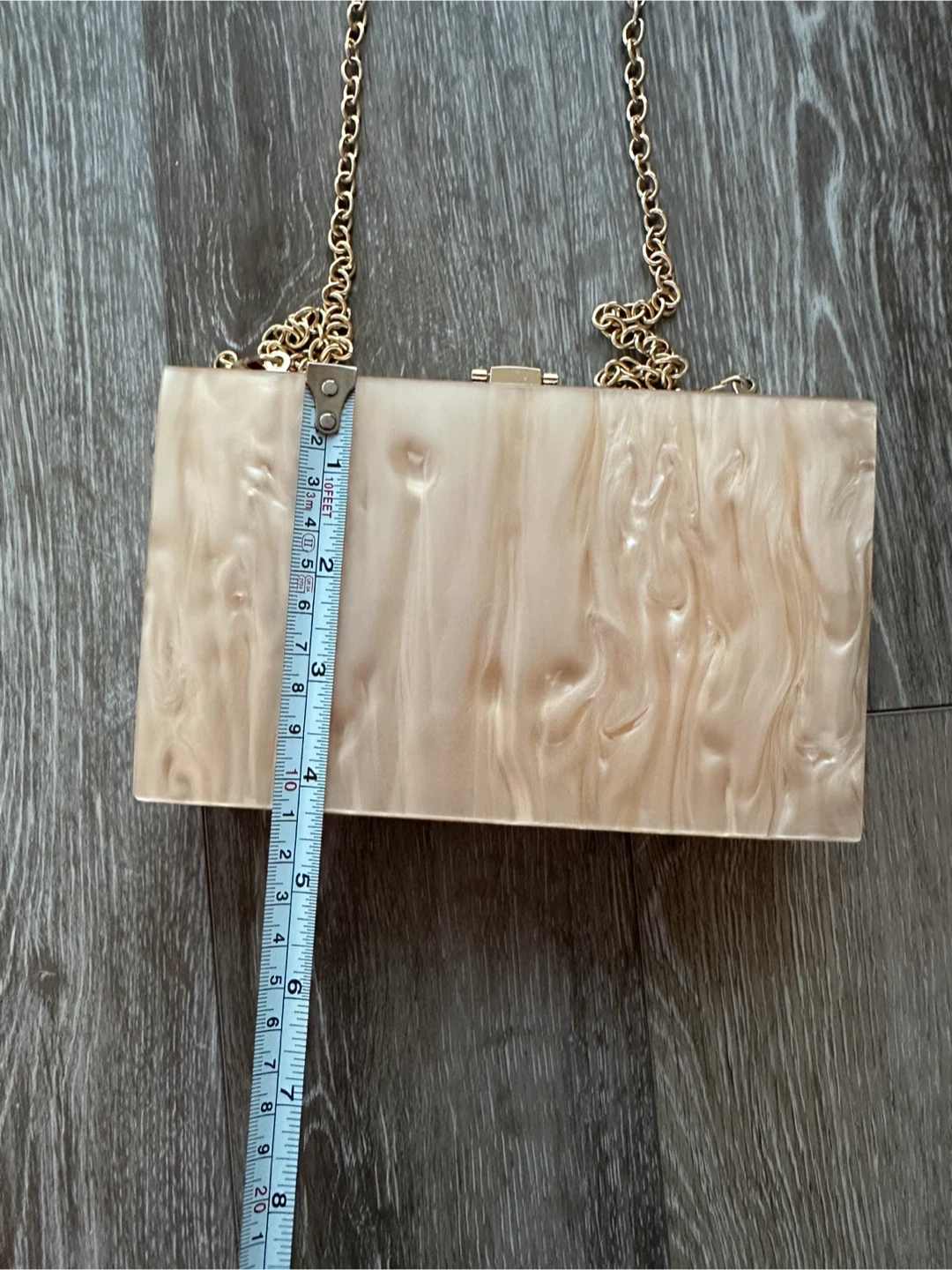 Nude/Beige Acrylic Clutch Purse with Gold Chain - photo 5