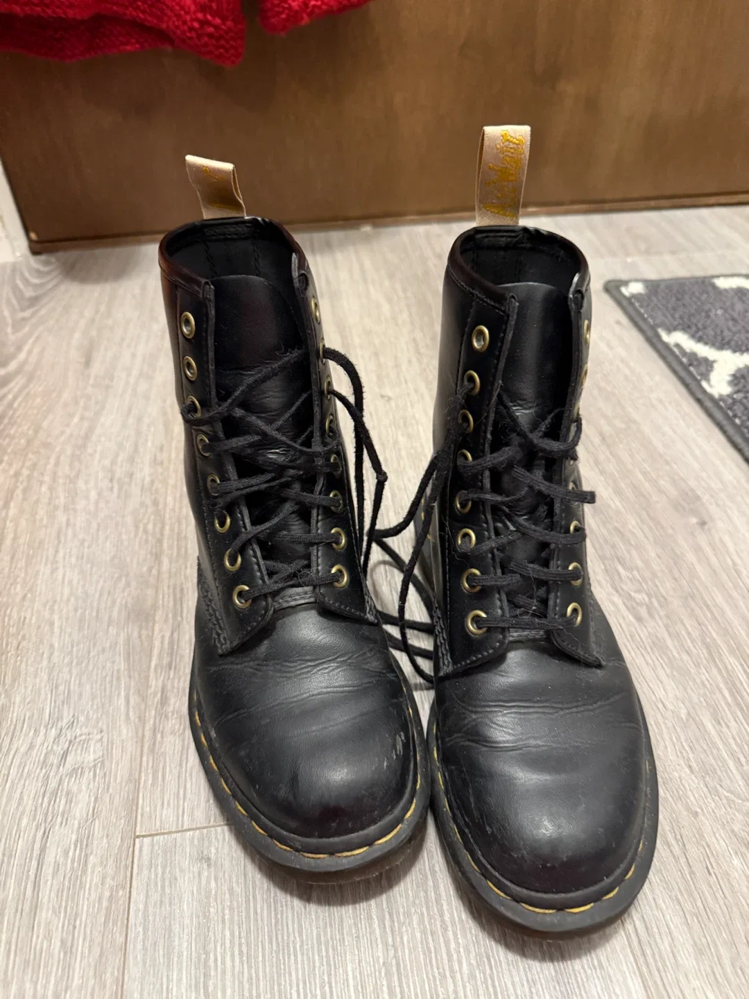 Dr. Martens Black Leather Boots SZ 6 - photo 3