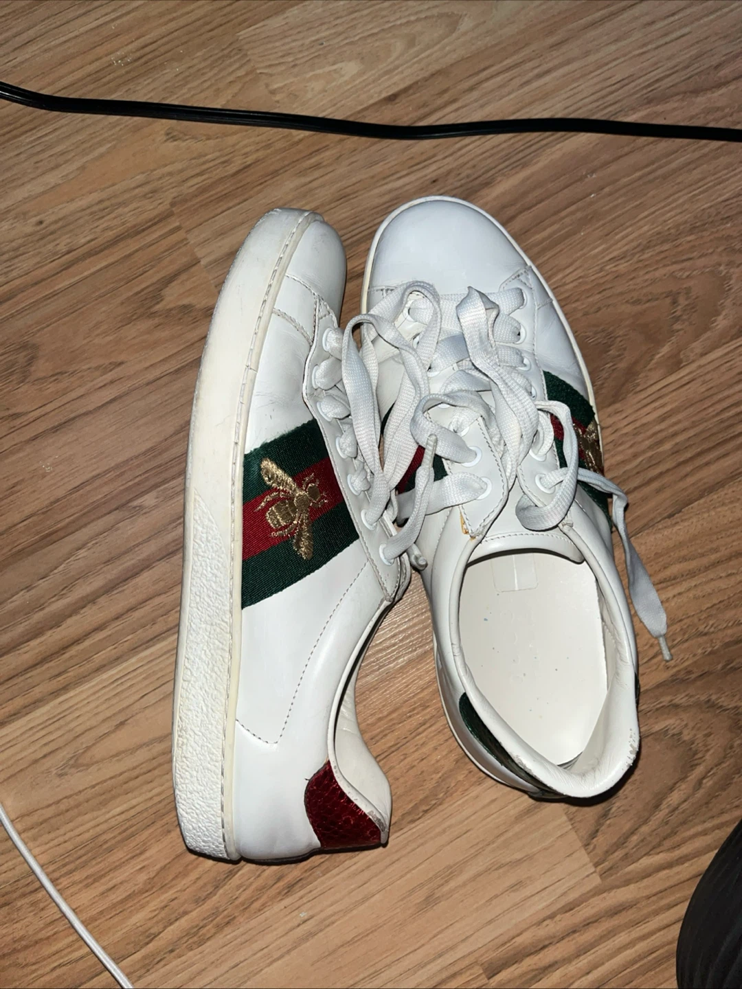 Gucci Bee Sneakers