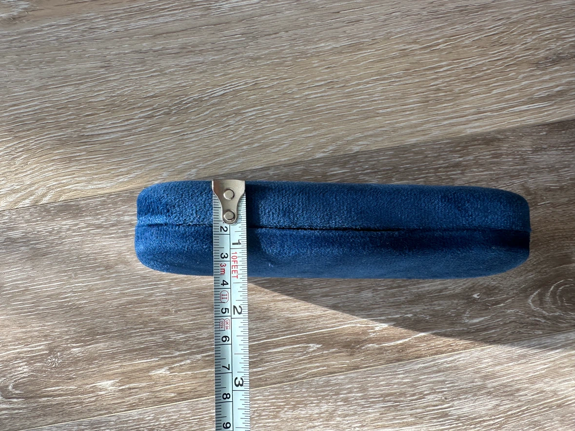 Gucci Blue Velvet Eyeglass Case - photo 5