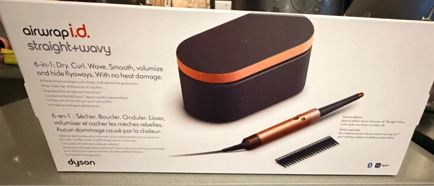 Dyson Airwrap i.d. Straight+Wavy Multi-Styler - brand new sealed