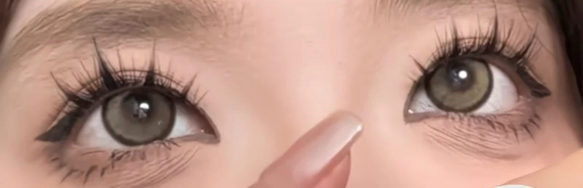 Brand New Clear Band Individual Lash Clusters 🎀💗 - photo 2