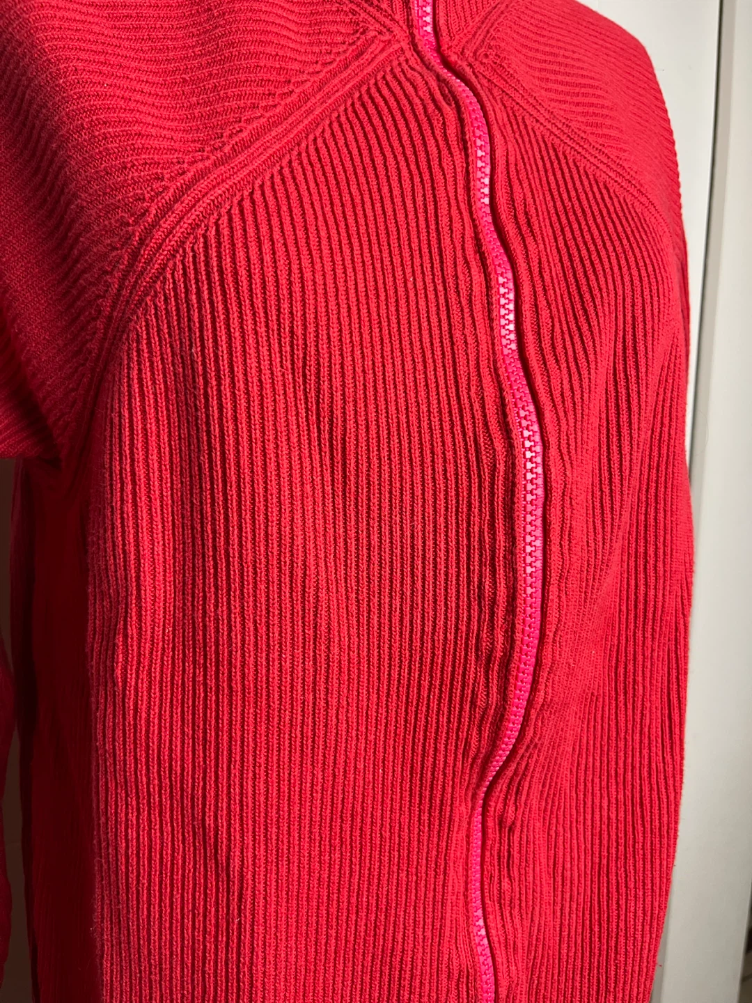 Liz Claiborne Red Zip-Up Cardigan Sweater - photo 3