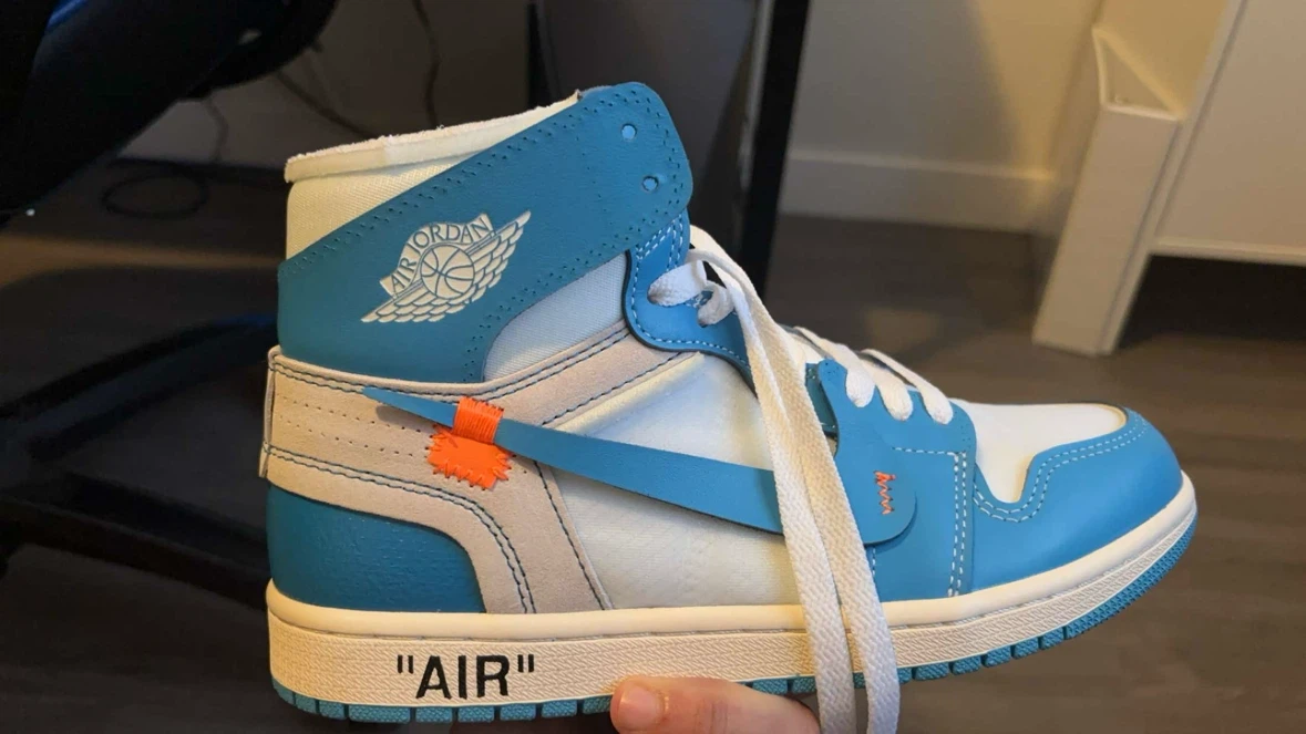 Off-White Air Jordan 1 University Blue