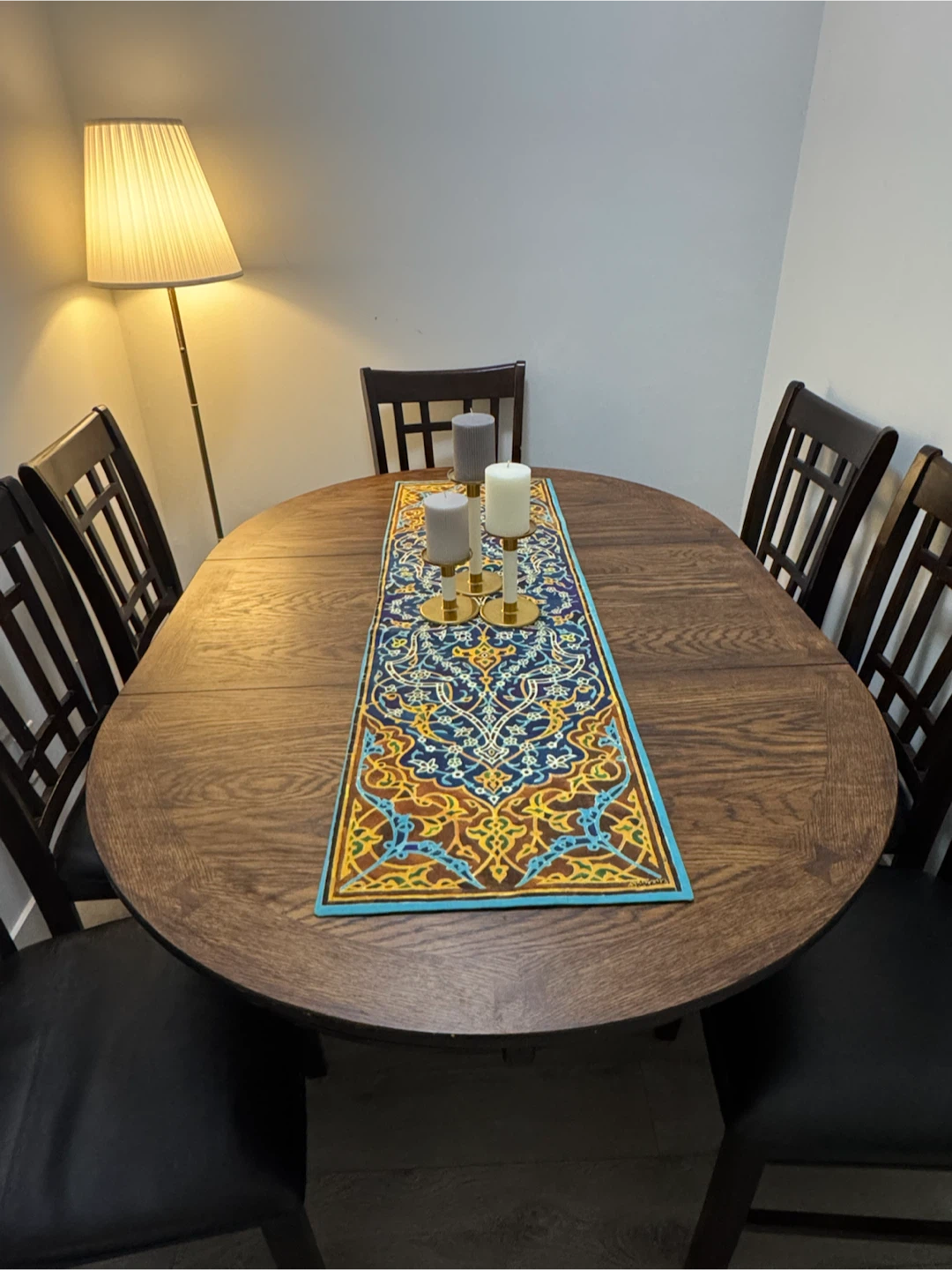 Solid Wood Extendable Dining Table - photo 4