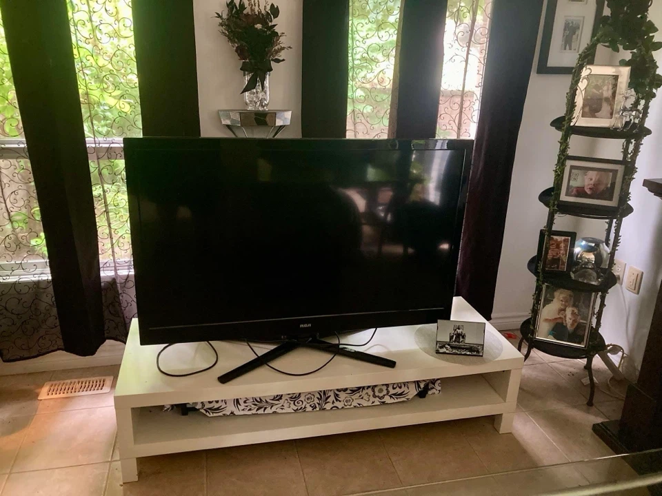 54”