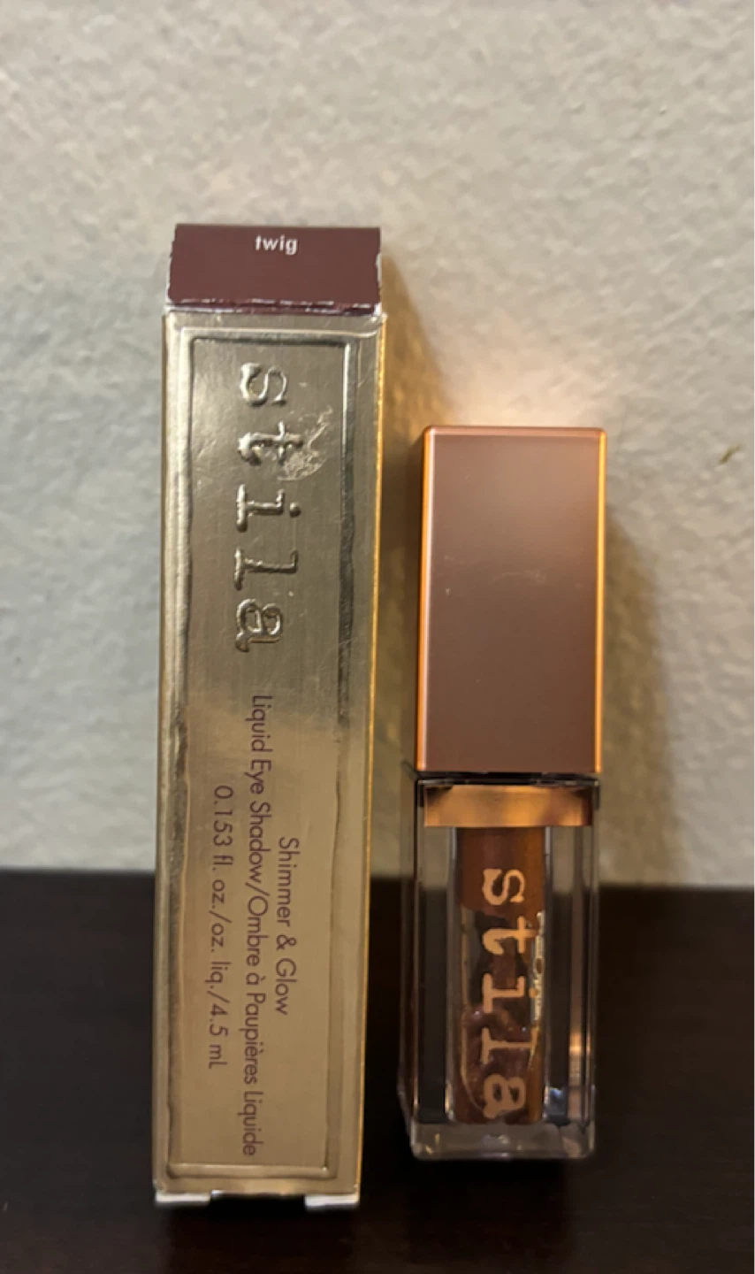NEW-Stila Shimmer & Glow Liquid Eye Shadow - Twig