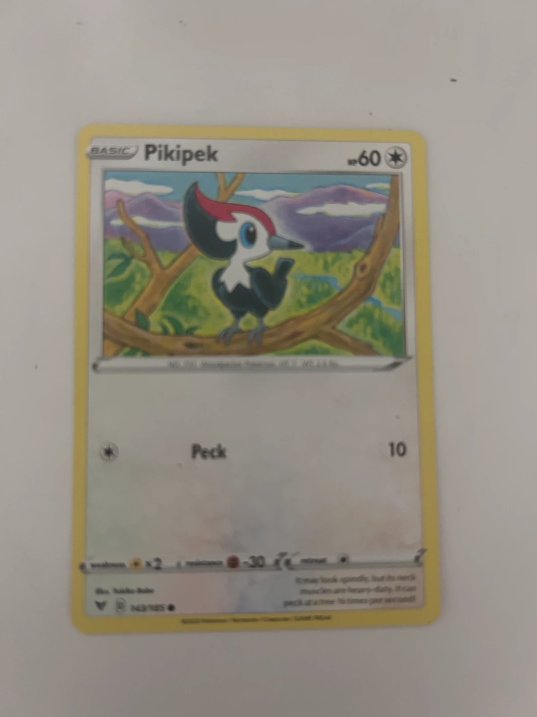 Pikipek Pokemon Card