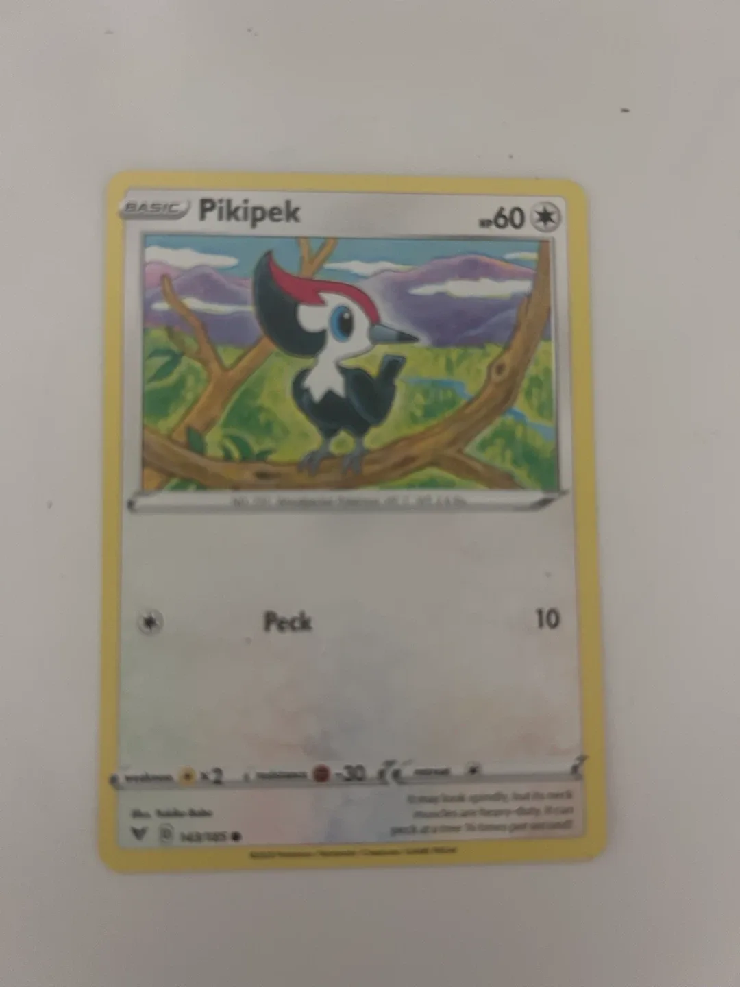 Pikipek Pokemon Card