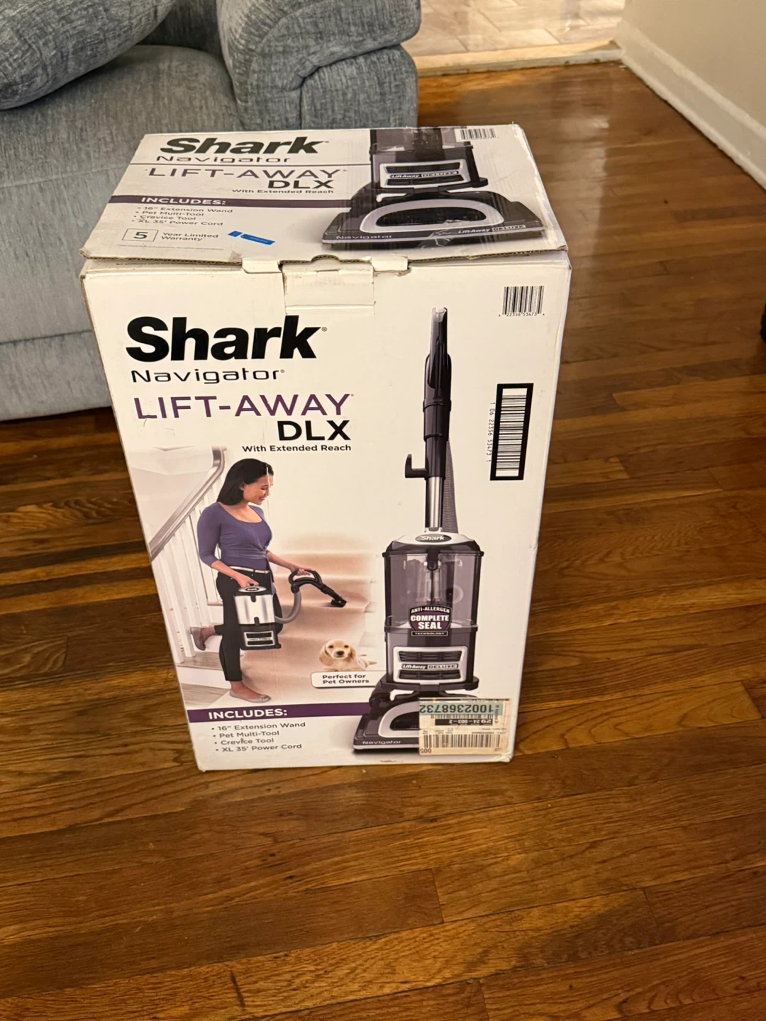 Shark Navigator Lift-Away DLX Vacuum Cleaner