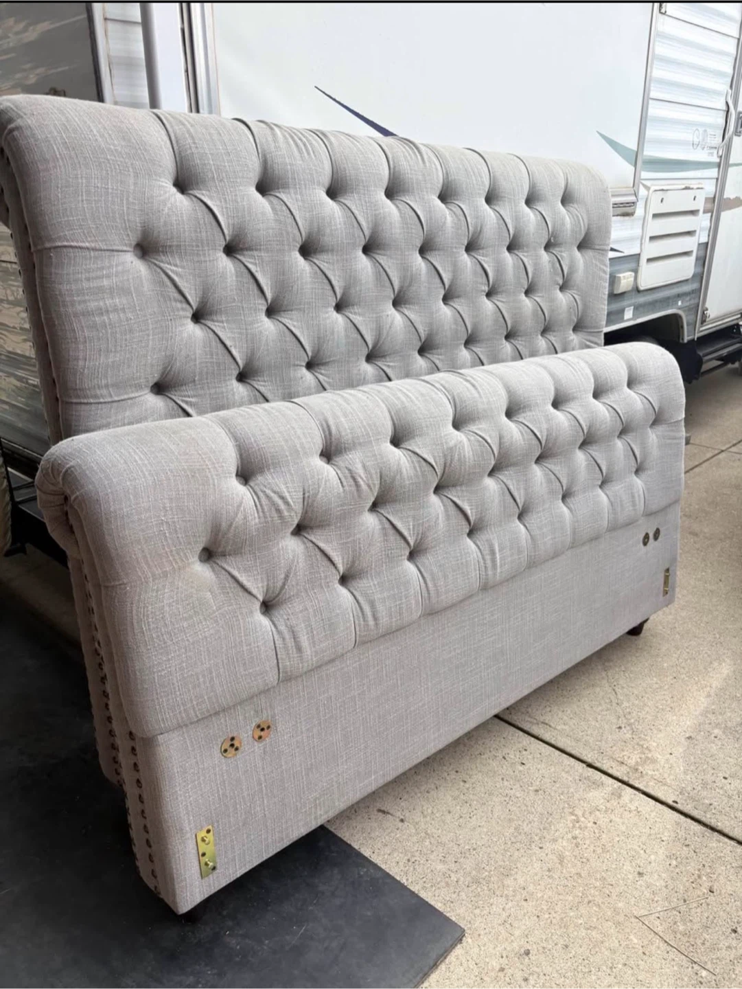 Tufted Upholstered Headboard - photo 2