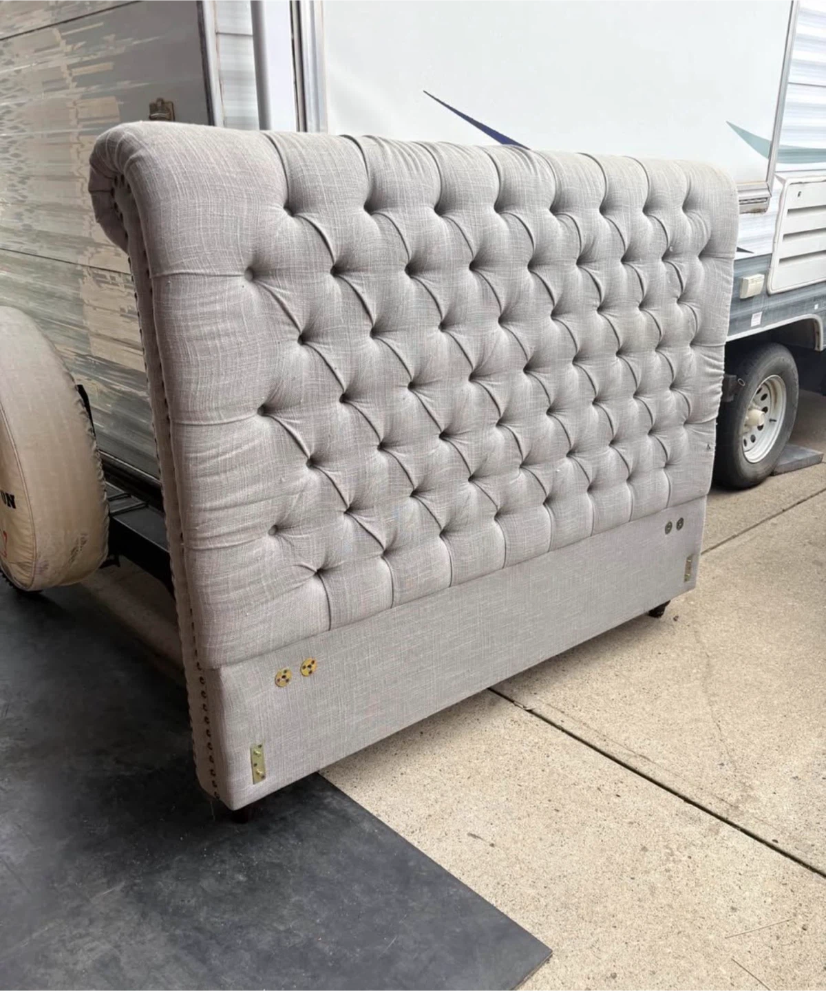Tufted Upholstered Headboard - photo 4