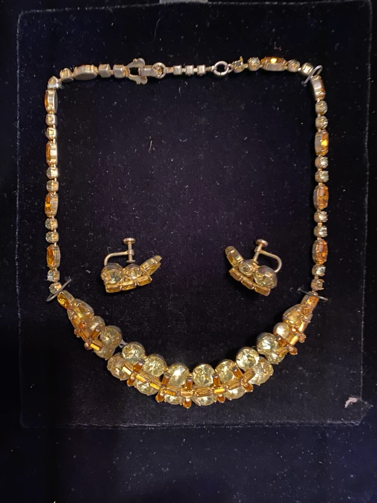 Sparkly Rhinestone Set