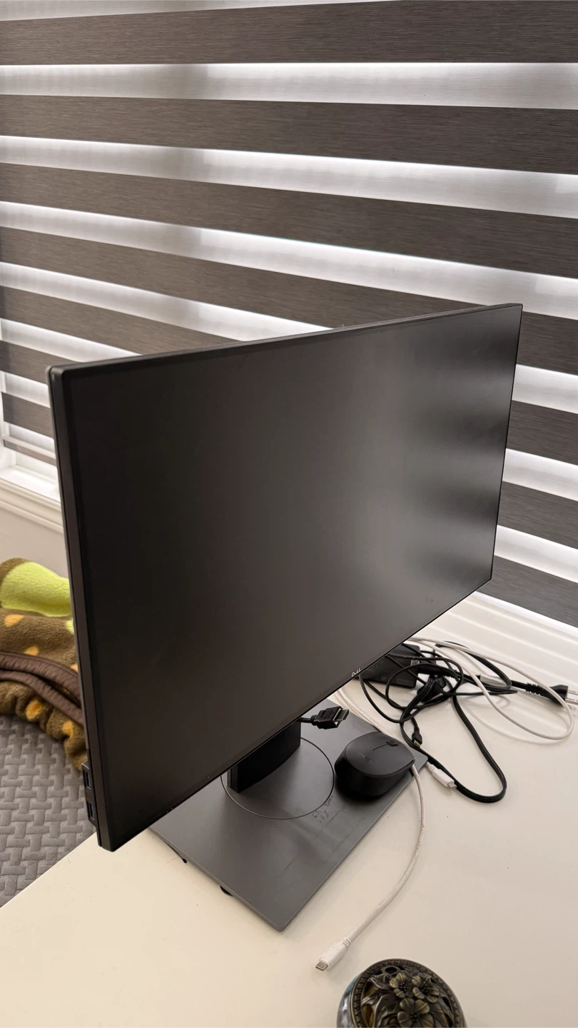 Dell Monitor 24” - photo 2