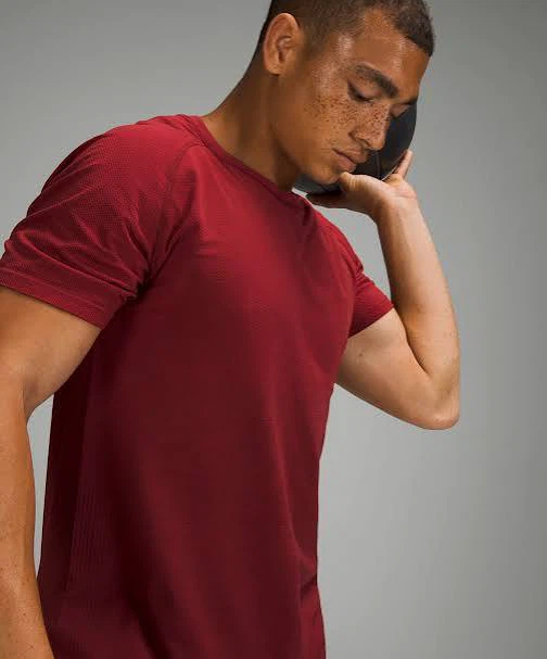 Lululemon Metal Vent Tech SS Shirt – Men's Small – Prep Red - photo 3