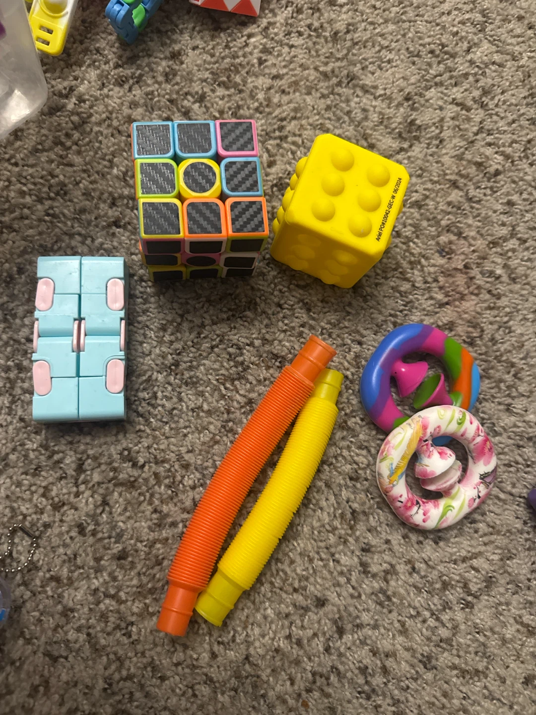 Fidget Toys pack - photo 4