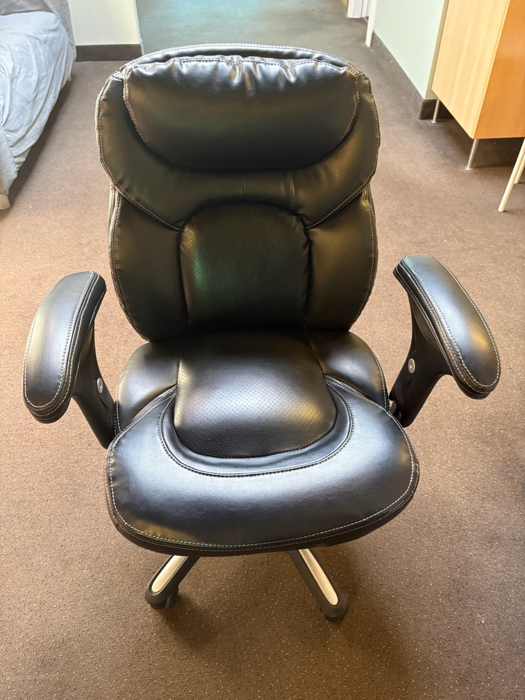 Black Faux Leather Office Chair - photo 4