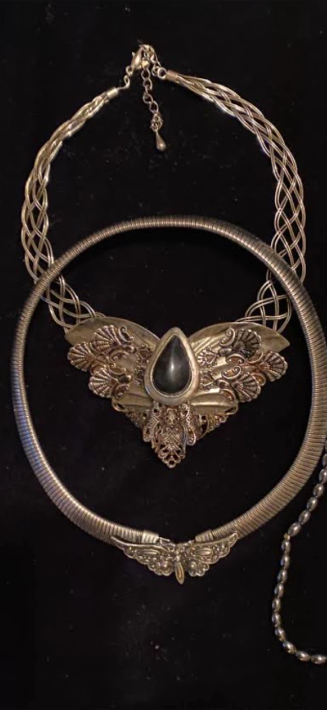 Vintange Ornate Butterfly Necklace Set