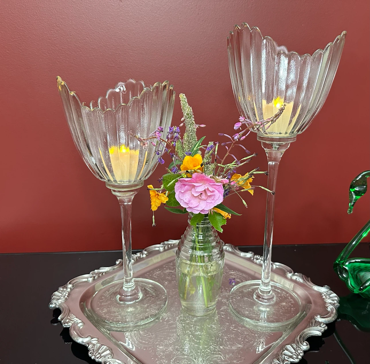 Vintage Scalloped Glass Candle Holder Set – Elegant Design - photo 3