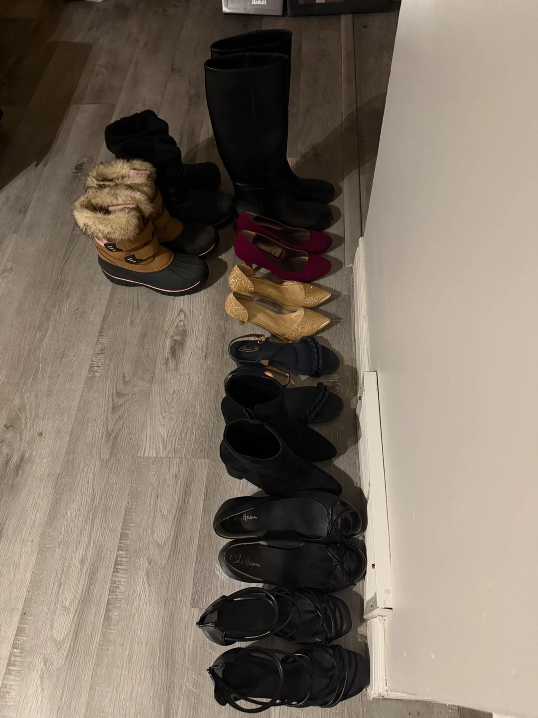 Assorted Women's Shoes - photo 2