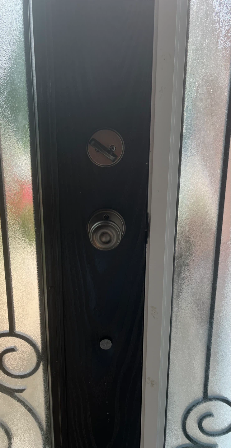 Schlage Entry Door Lock Set - photo 2