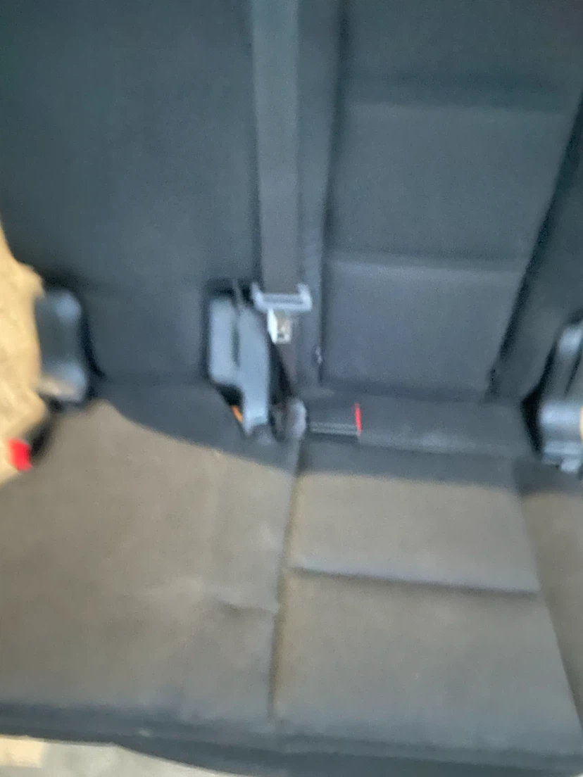 Ford Intersepter Car Seat with Seatbelt - photo 4