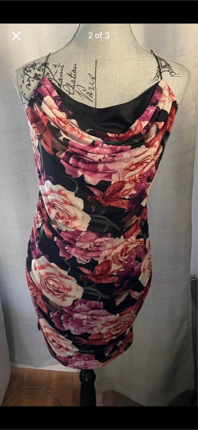 Pretty summer Dresses (size M) - photo 5