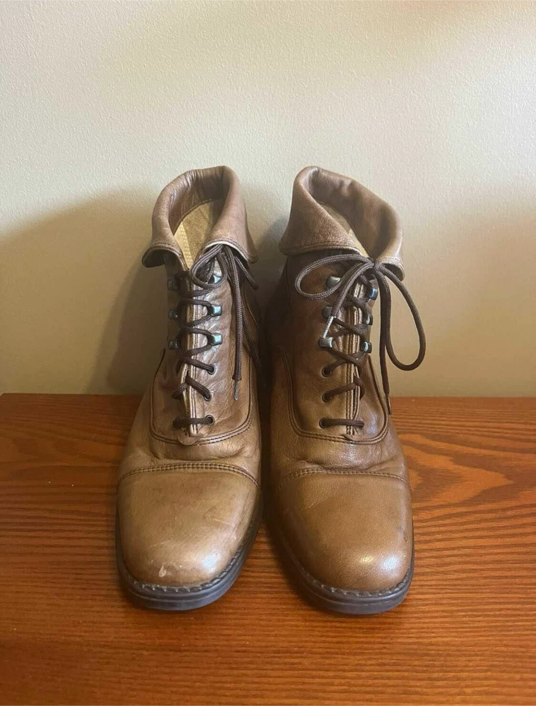 LADIES ARNOLD CHURGIN LEATHER BOOTS (Size 36=5.5) - photo 3