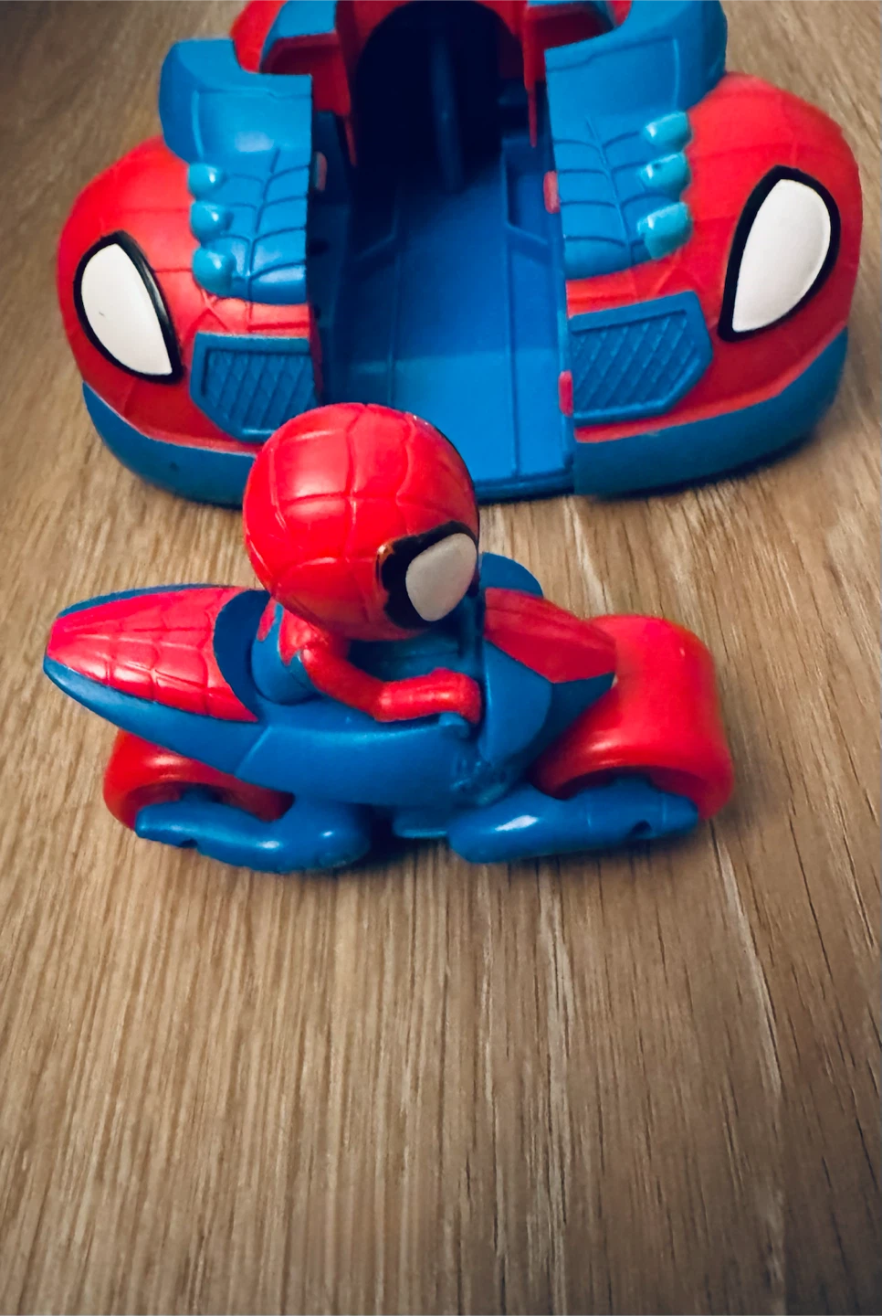 Spidey and His Amazing Friends 2 in 1 Car and Motorcycle - photo 3