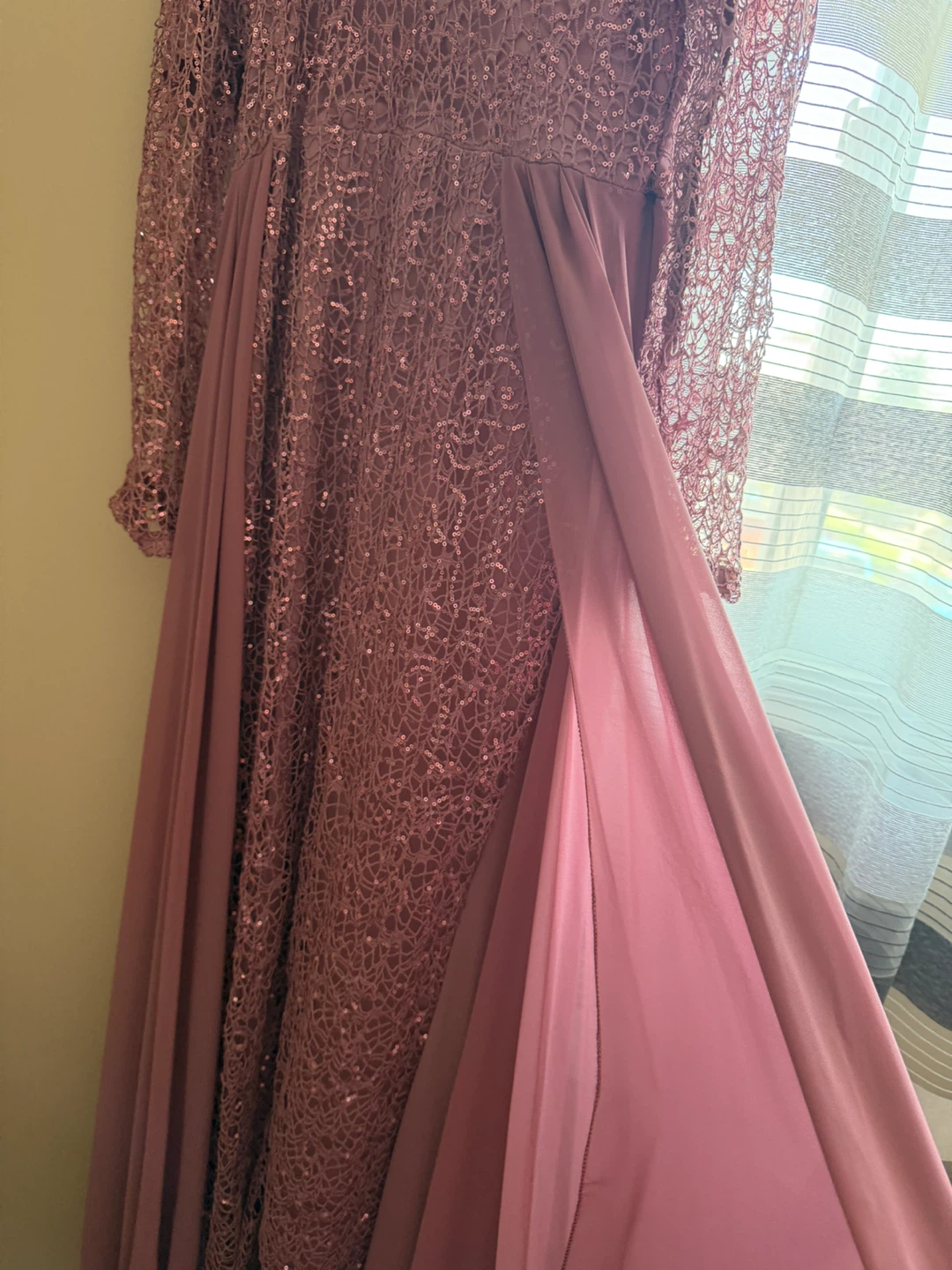 Mauve Beaded Lace Maxi Dress - photo 4