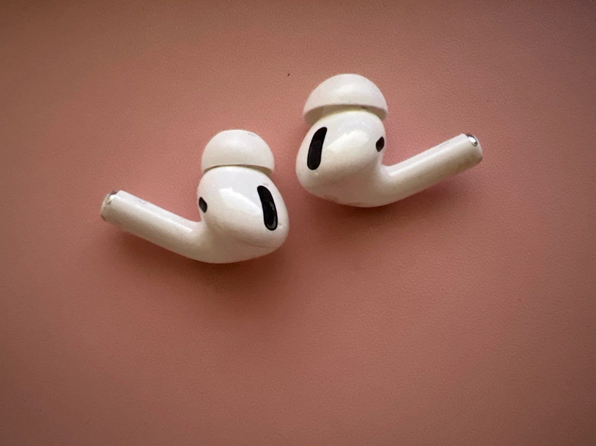 AirPods
