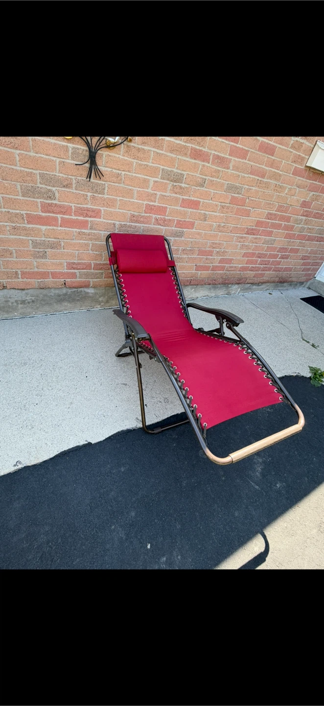 Sit/Lay Down Foldable Outdoor Chair