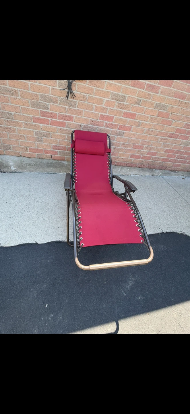 Sit/Lay Down Foldable Outdoor Chair - photo 2