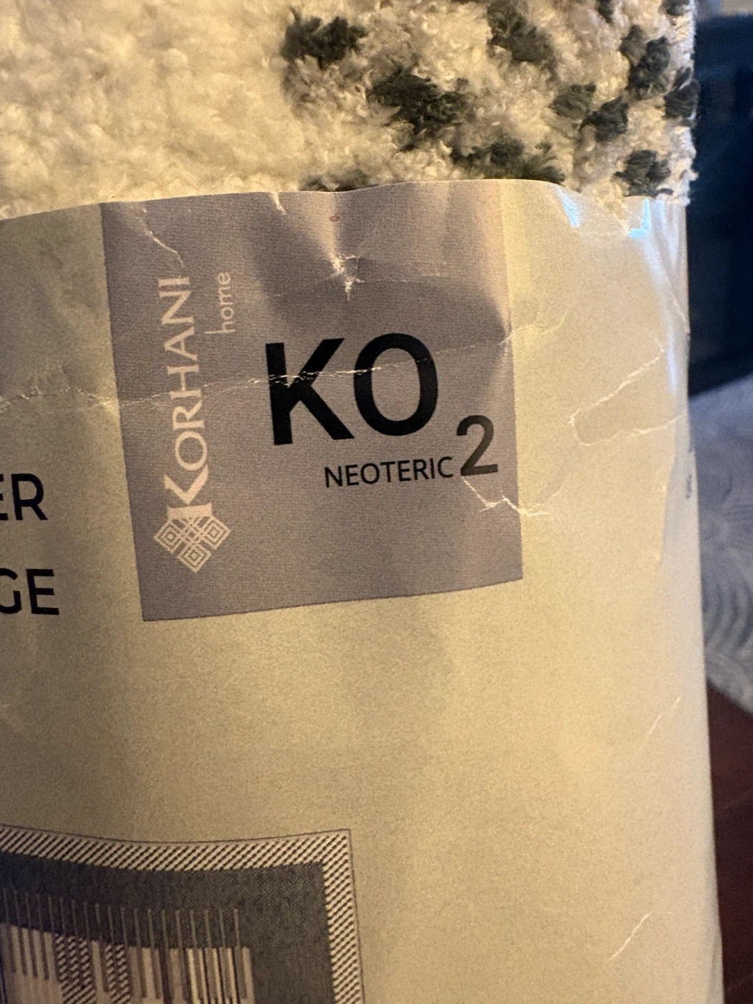 KORHANI HOME KO2 Neoteric Runner Rug 39 inches by 59 inches - photo 4