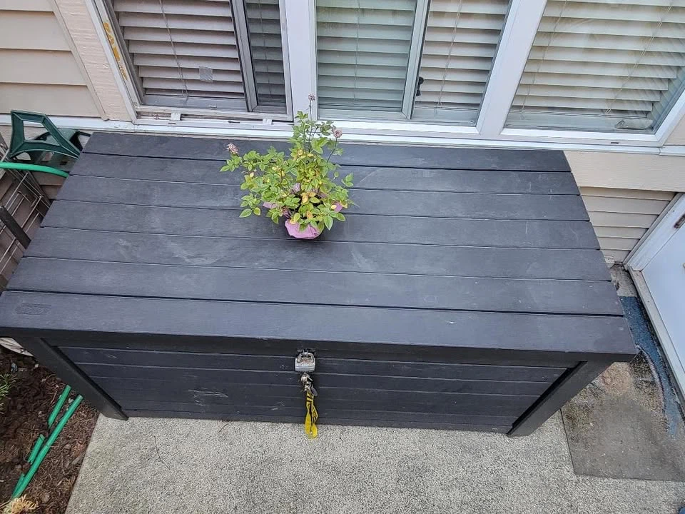 Costco Keter Large Deck Box - photo 2
