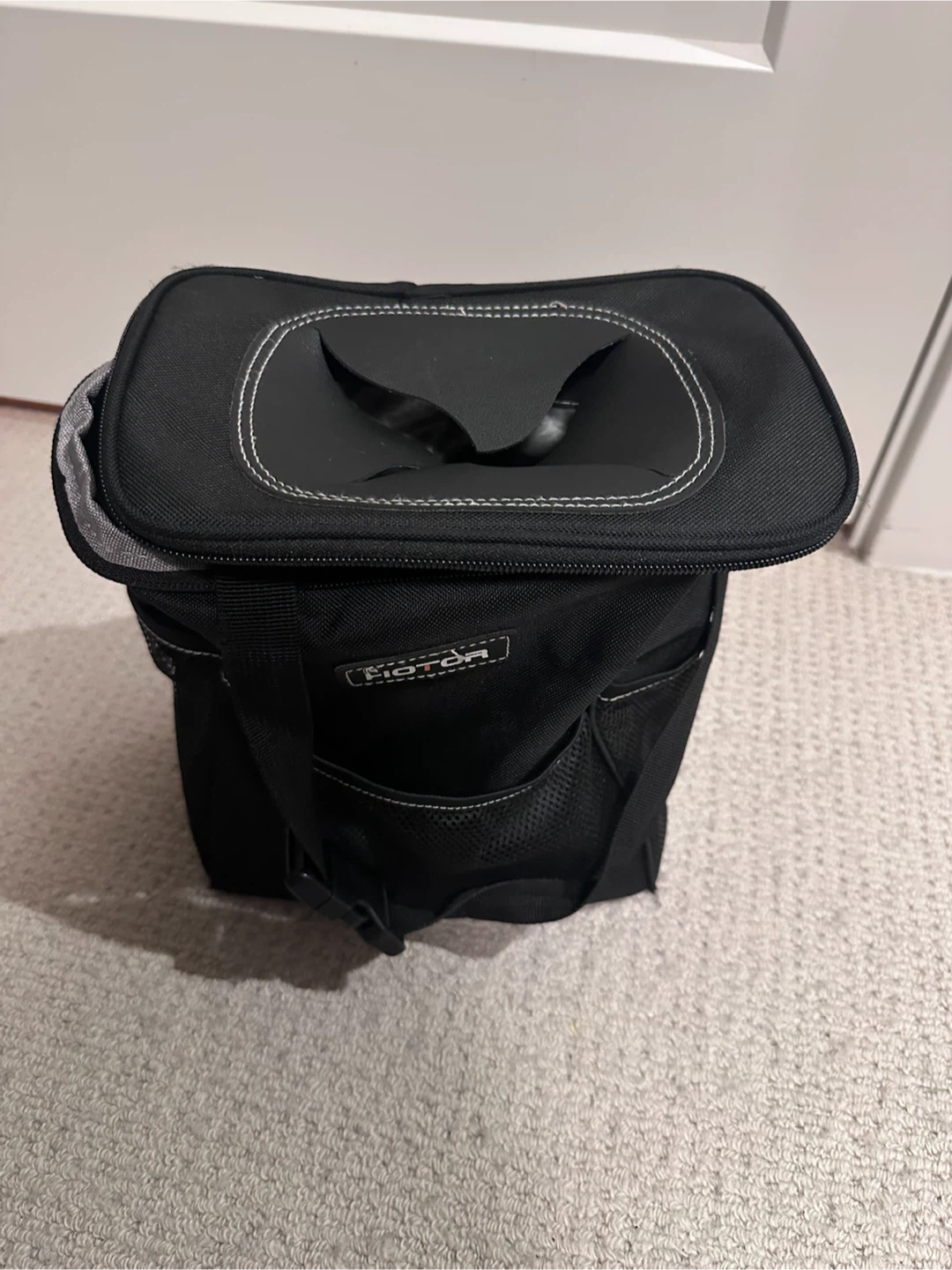 2 Car Seat Organizers & 2 Mini Trash Bins - photo 2