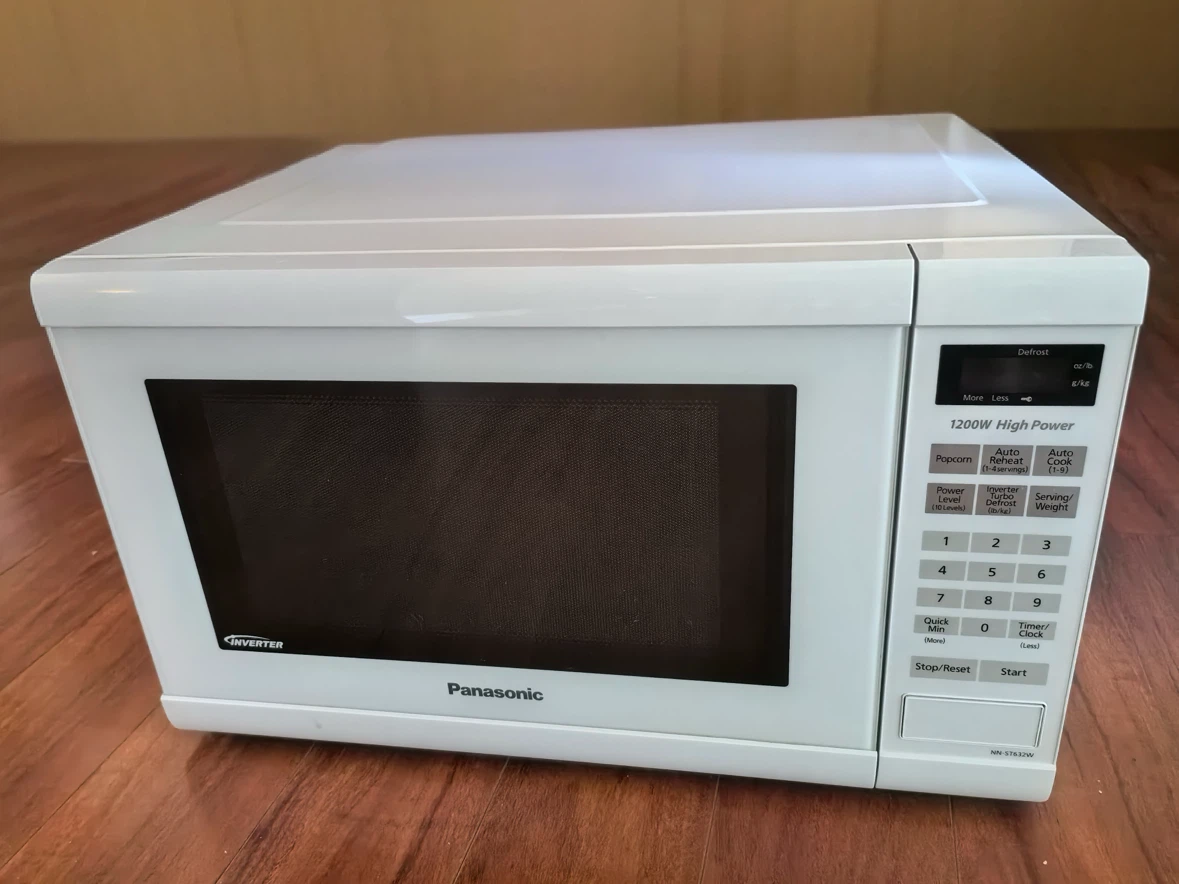 Panasonic NN-ST632W 1200W Inverter Microwave – Great condition - photo 4