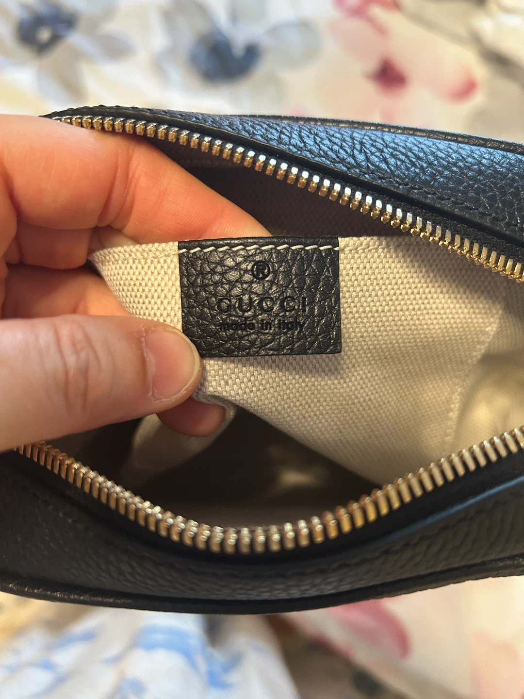 Gucci Black Leather Disco Bag - photo 3