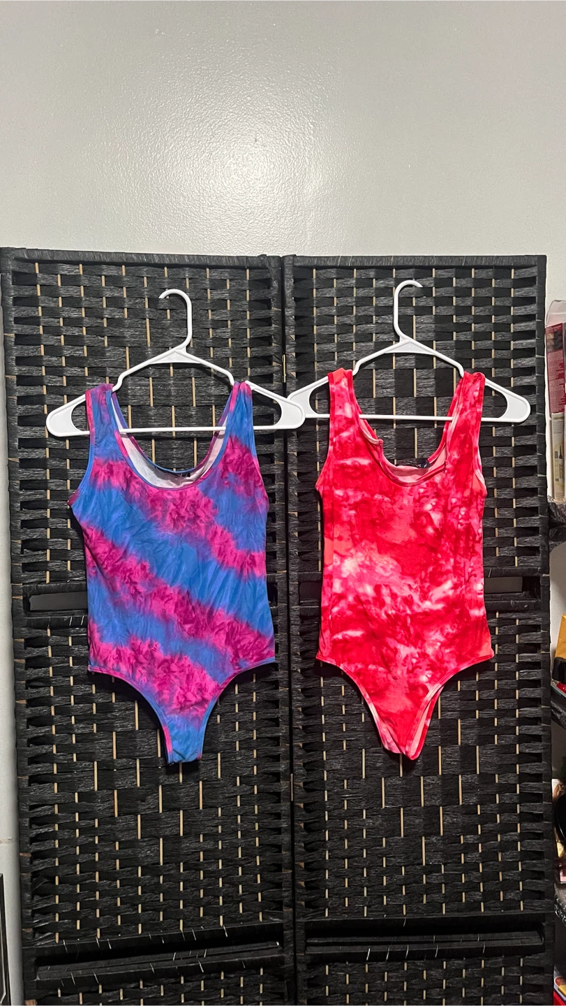 Tie-Dye Bodysuits - Pink/Blue & Red/White 2 pack - photo 2