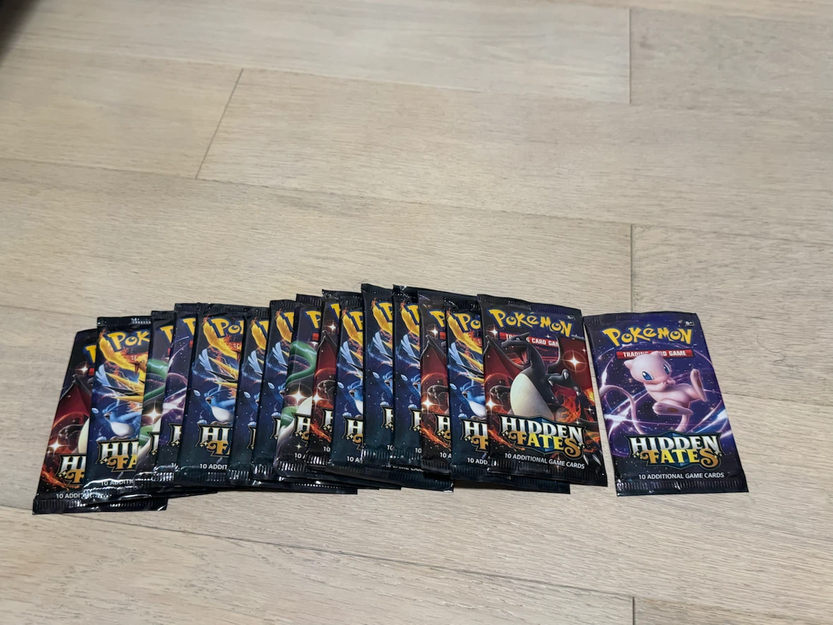 Hidden Fates Booster Pack