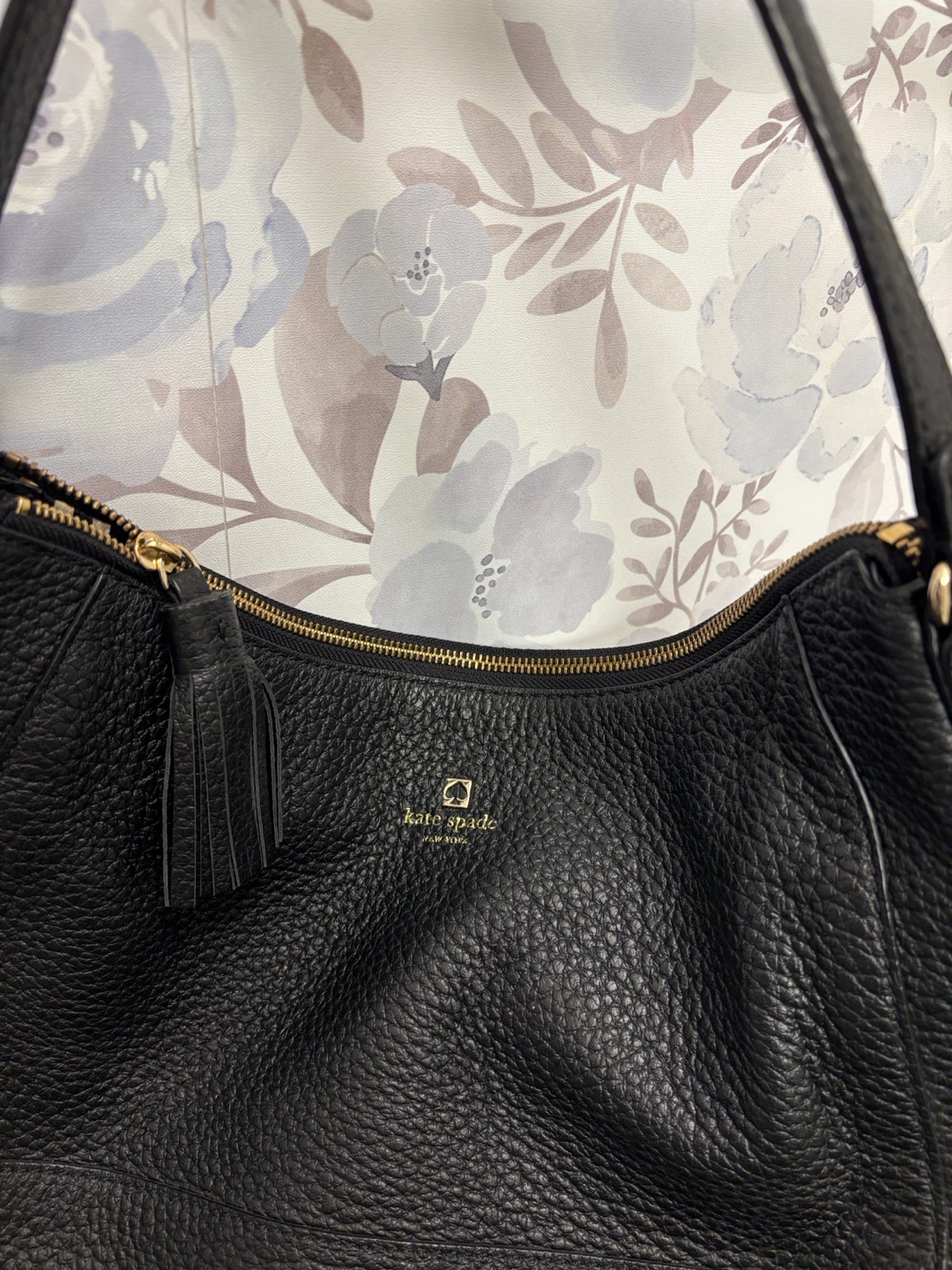 Kate Spade Black Leather Hobo Bag with Tassel - photo 4
