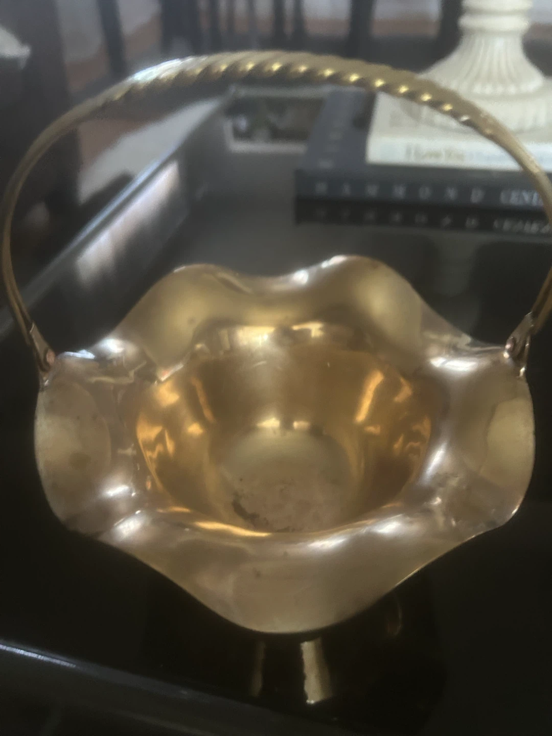 Brass decorative basket with handle - photo 3
