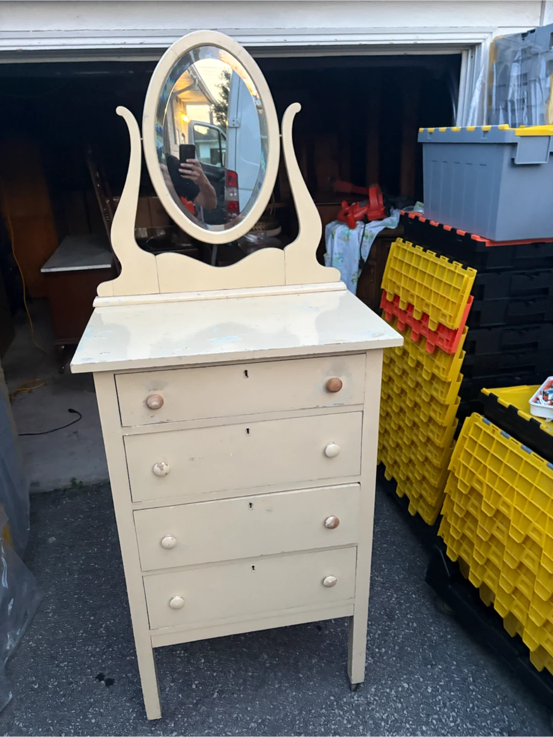 Free delivery antique Vintage Vanity Dresser with Oval Mirror - photo 4