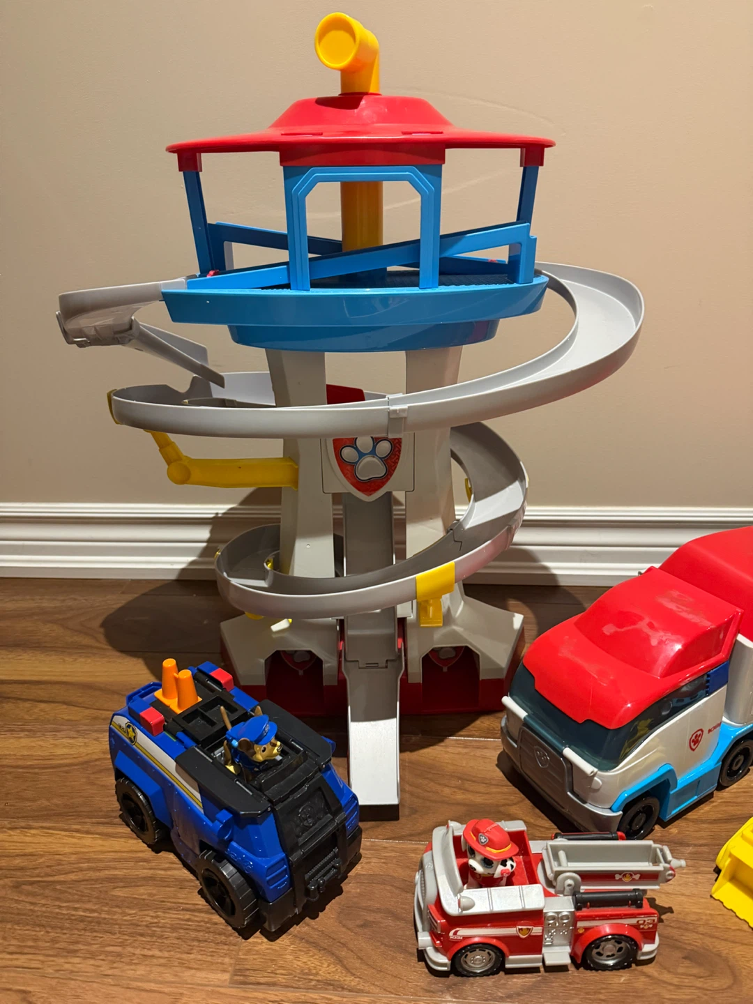 Paw Patrol lot of toys, good condition - photo 2